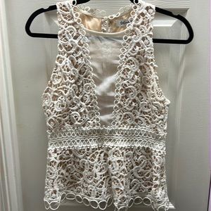 Do + Be fitted top with tons of beautiful detail!
